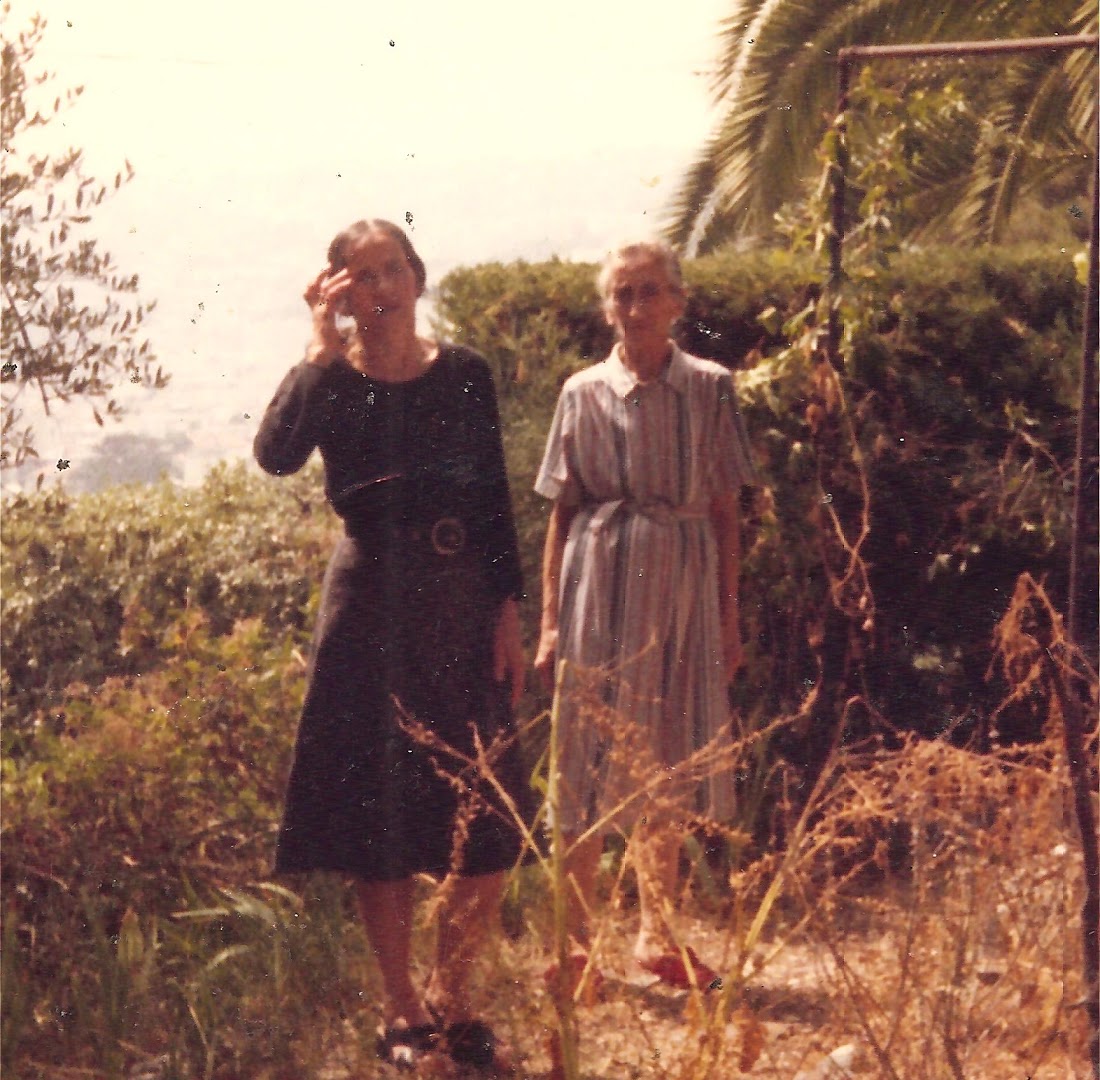 Marie et Geneviève FERMIER en 1972