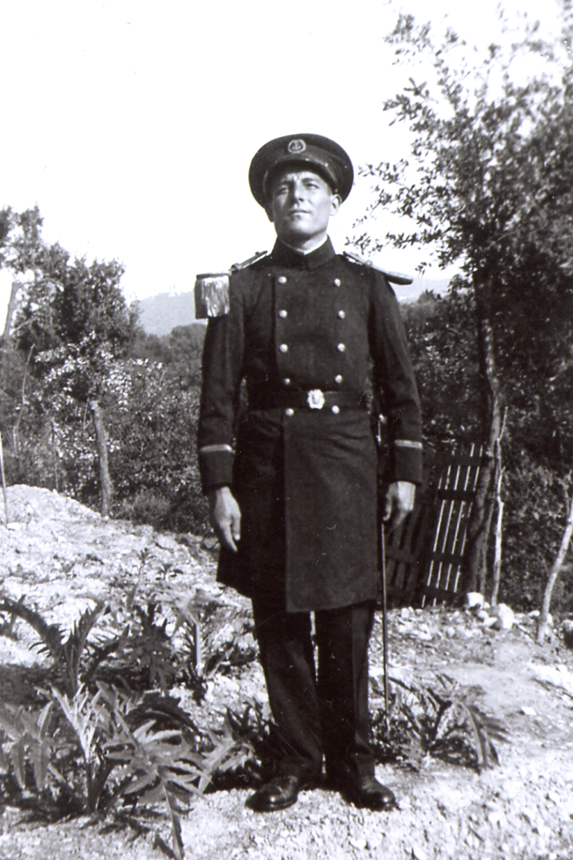 Joseph PEYRANI en tenue d&rsquo;apparat  en 1937