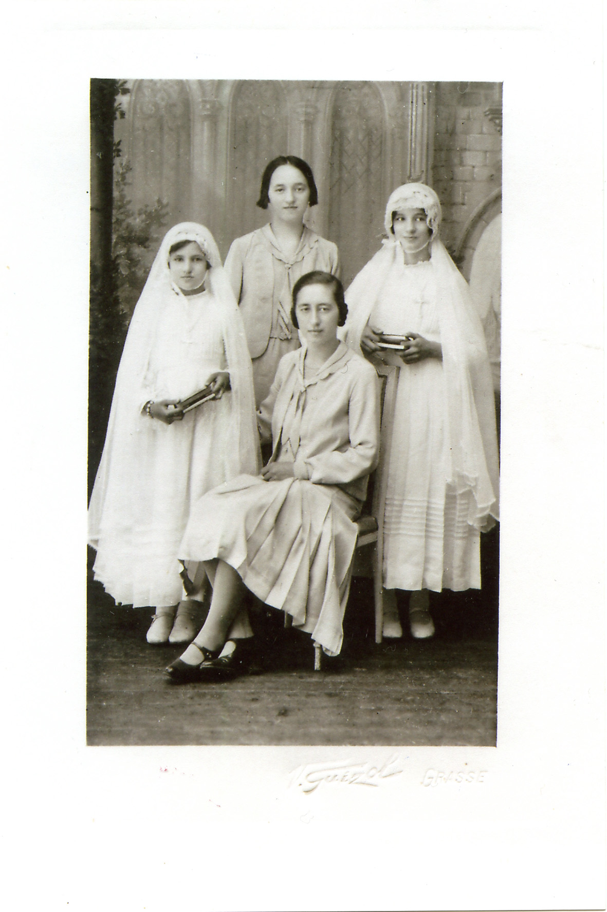Communion de Marcelle et Geneviève FERMIER