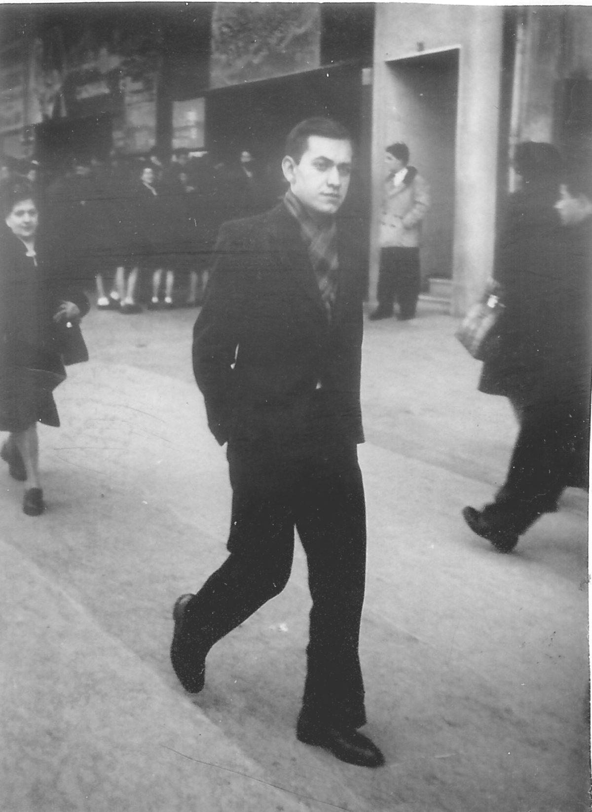 Alexis AUNE dans la rue