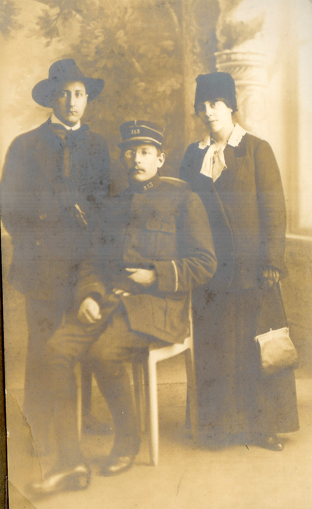 Lucien, André (soldat) et Raymonde TERRASSE en 1914