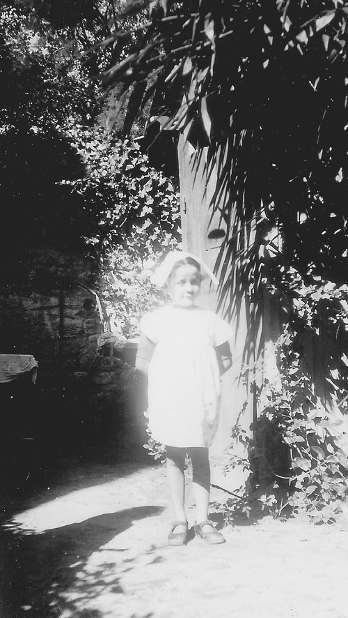 Paulette TERRASSE en septembre 1935 à Carnac