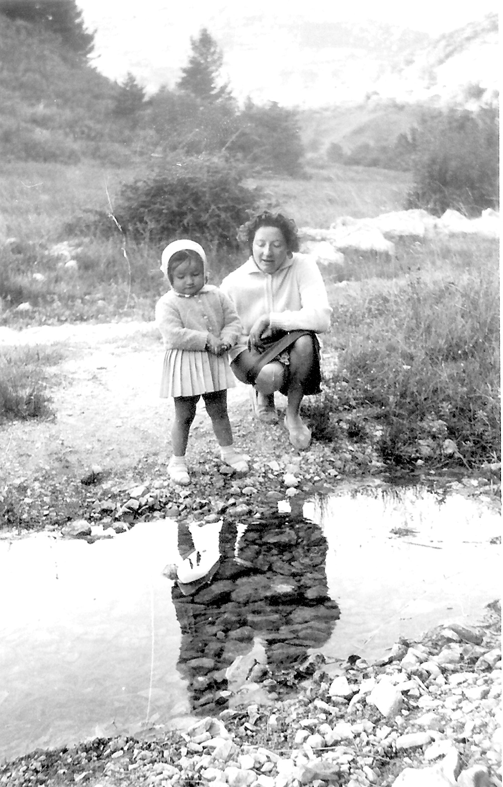 Paulette TERRASSE et sa fille Laurence AUNE en août 1961 à Montbrant