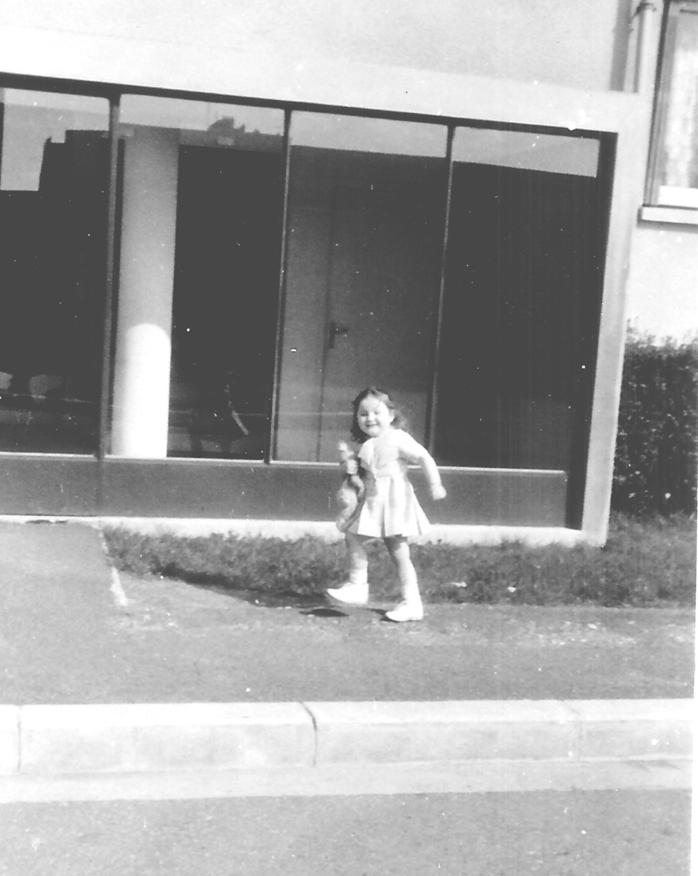 Laurence AUNE à 3 ans 1/2 (Pâques 1962)