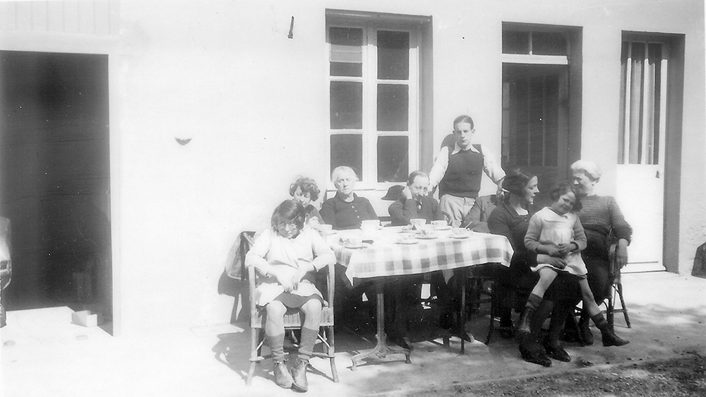 repas de famille TERRASSE