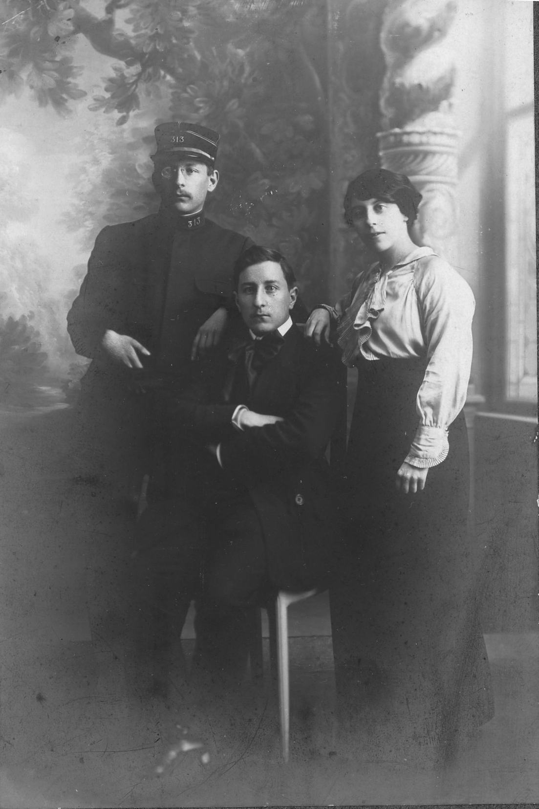 André, Lucien et Raymonde TERRASSE en 1914